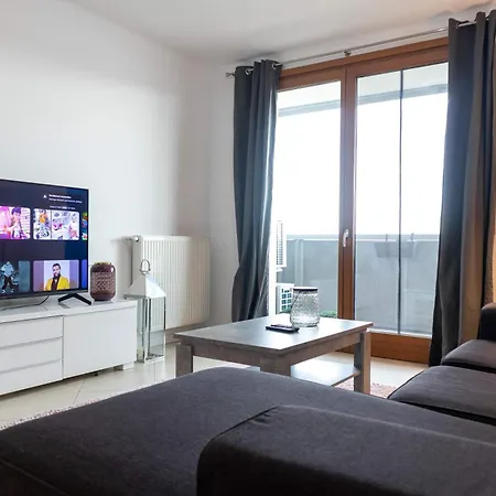 Apartament Joy Fructus 30 *